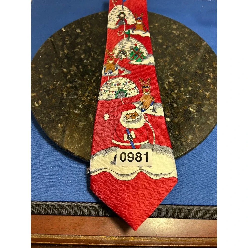 Keith Daniels Men's Red Christmas Tie 100%‎ Polyester Classic Length